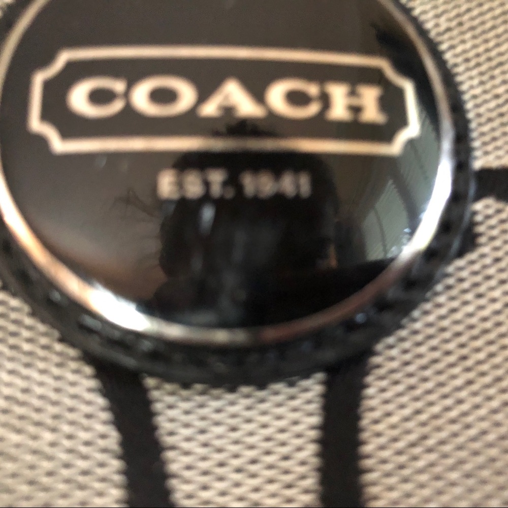 Coach - Picture 2 of 3